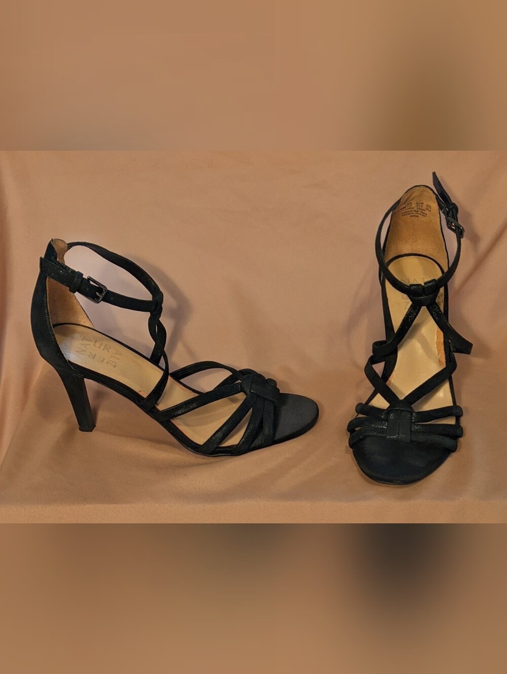 Women's Naturalizer Black StrappySandals With 3 Inch Heel Size 7.5